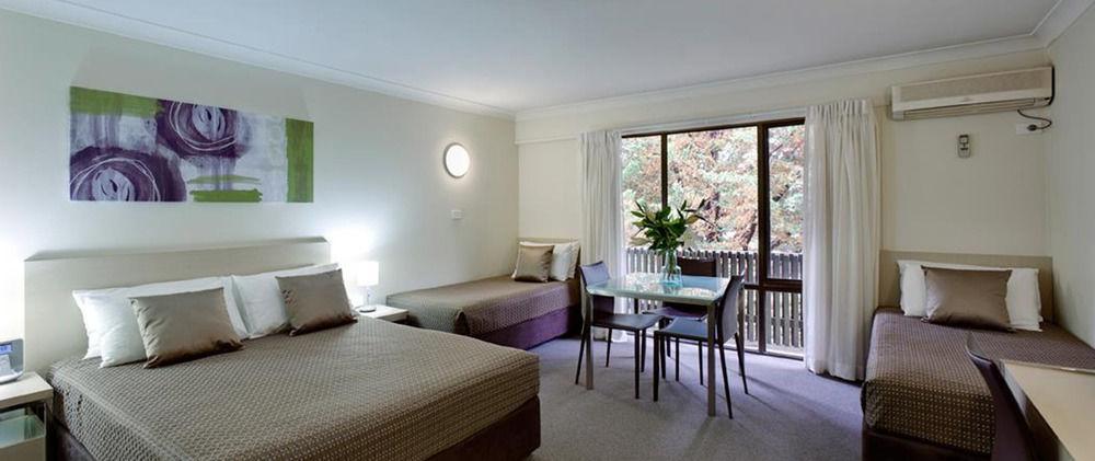 Ibis Styles Canberra Tall Trees Ngoại thất bức ảnh
