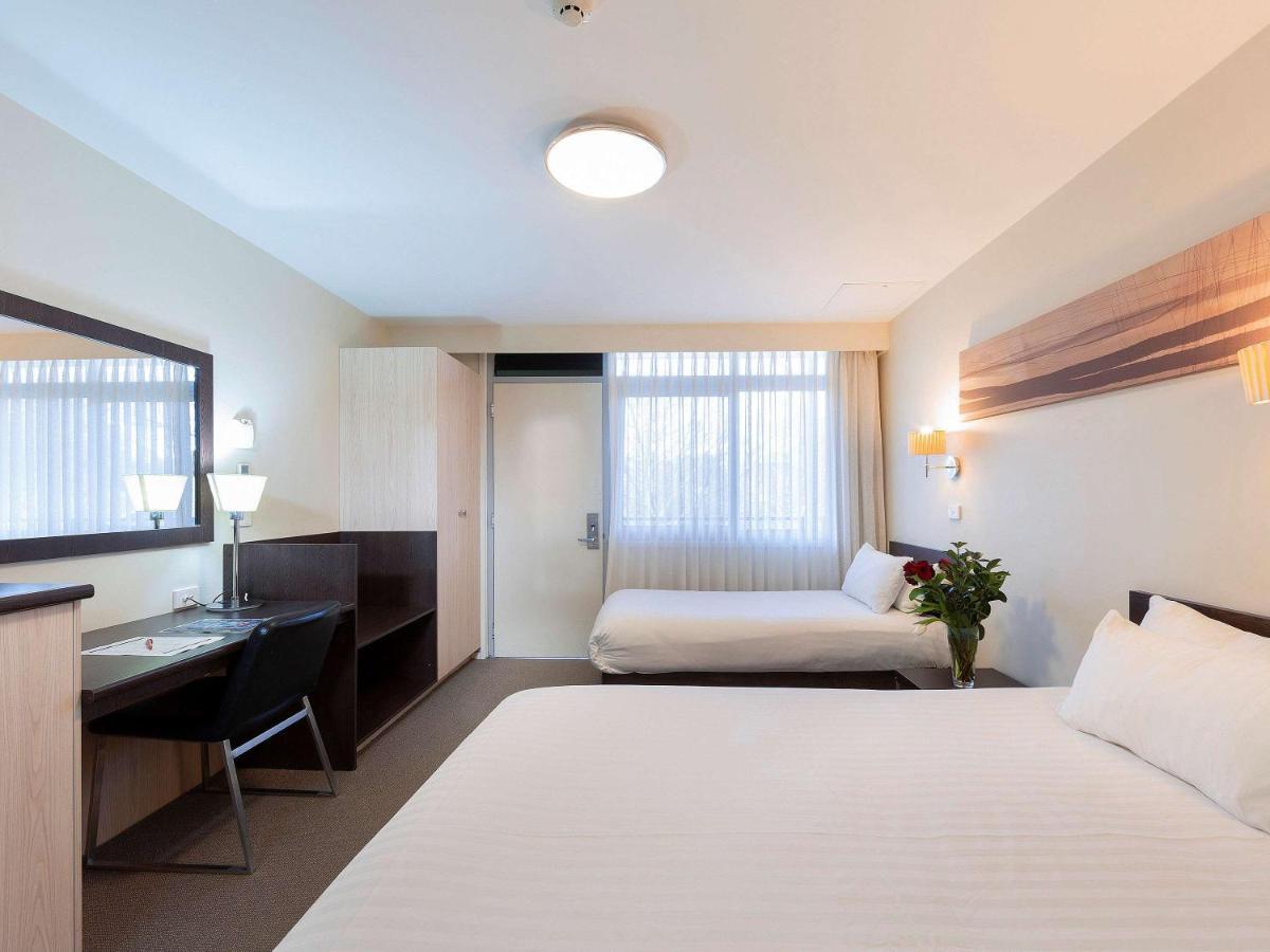 Ibis Styles Canberra Tall Trees Ngoại thất bức ảnh